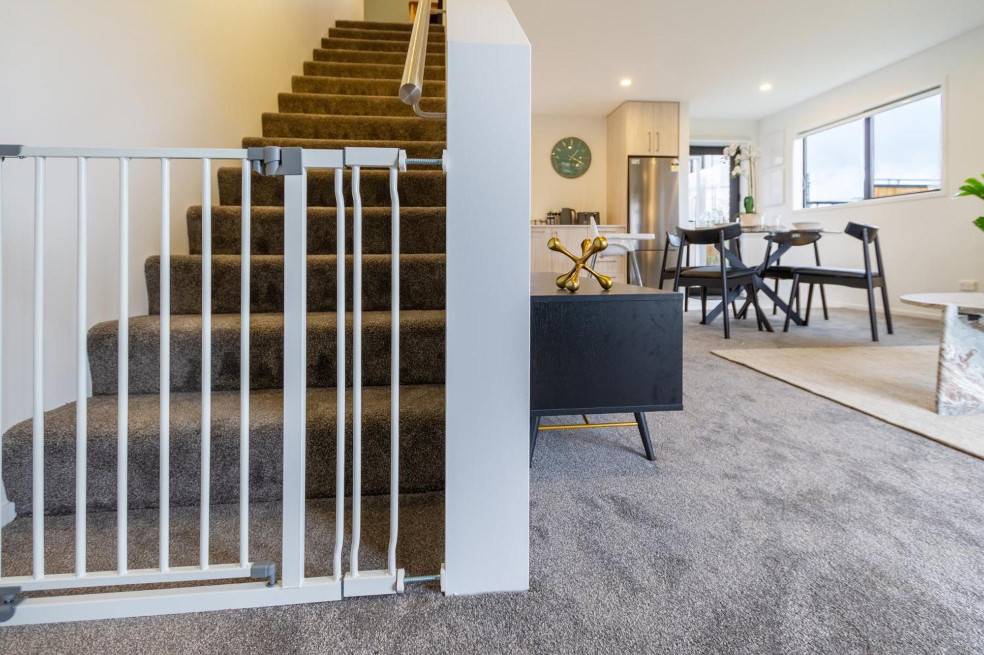 Serene Living 2 Bed With Carpark Christchurch Esterno foto