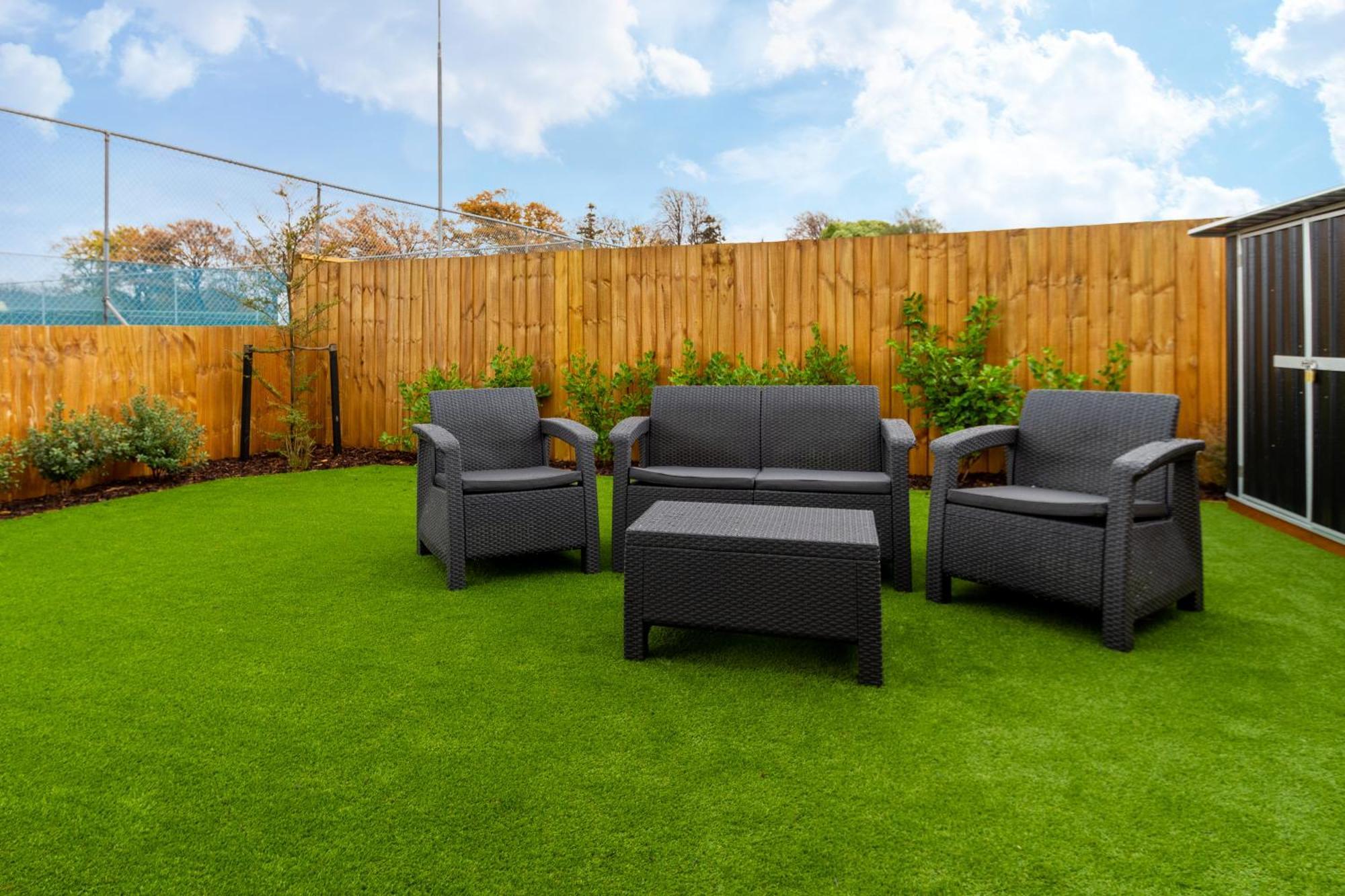 Serene Living 2 Bed With Carpark Christchurch Esterno foto