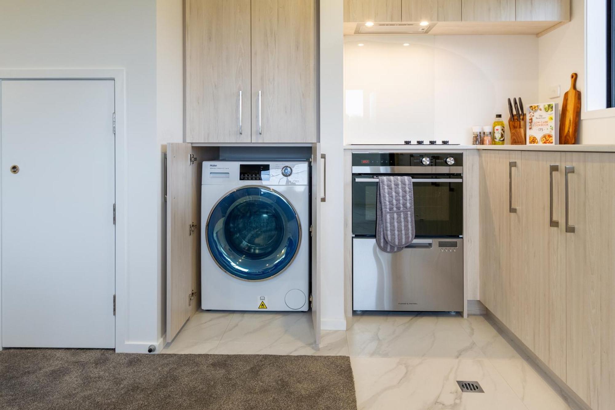 Serene Living 2 Bed With Carpark Christchurch Esterno foto